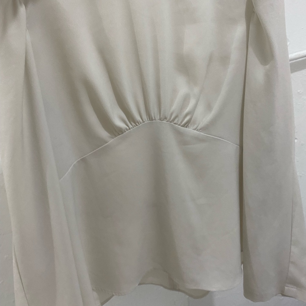 the shirt is large size is for dress polyester fabric